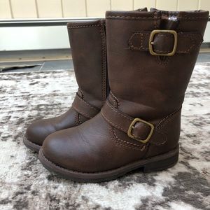 Girls boots